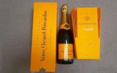 シャンパン　Veuve Clicquot Ponsardin  BRUTのサムネイル
