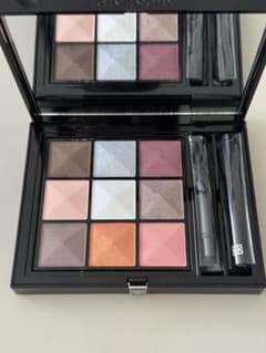GIVENCHY アイシャドウパレット　新品・未使用のサムネイル