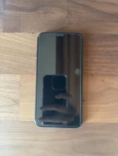iPhone Xs Space Gray 64 GB docomoのサムネイル