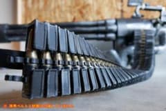 高耐久ABS ベルトリンクフィーダー（弾薬フィードシュート）風 弾帯ベルトカバー 高耐久ABS素材 ベルトリンクフィーダー 弾薬フィードシュート 風 弾帯