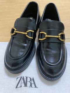 ZARA バックルフラットローファーのサムネイル