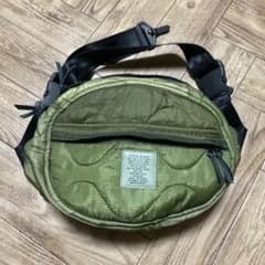 三軒茶屋　US m-65 キルティングライナー　ボディーバック M-65 Quilted Liner Body Bag US 三軒茶屋 - メルカリ