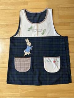 エプロン 保育士 ピーターラビット キャラクターのサムネイル