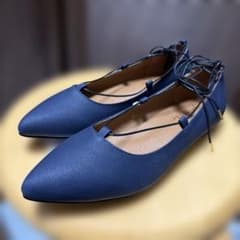 【新品未使用】Te chichi レースアップパンプス ネイビー Lサイズのサムネイル