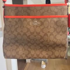 COACH シグネチャー ショルダーバッグのサムネイル