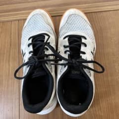 asics バレーボールシューズ ホワイト/ブラック24.5のサムネイル