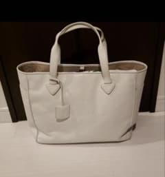 お値下げ致しました。LOEWEトートバッグのサムネイル
