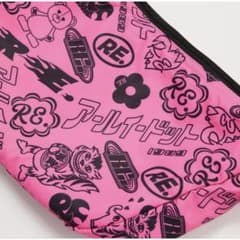Re. アールイードット ボディバック 仲里依紗 ピンク - メルカリ