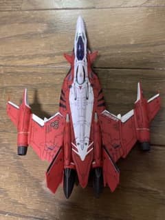 完成品　YF-29 ファイターモード アルト機 1/100 プラモデル