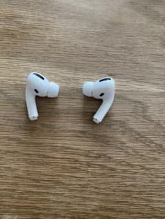 Apple AirPods Pro イヤホンのみ　箱付きのサムネイル