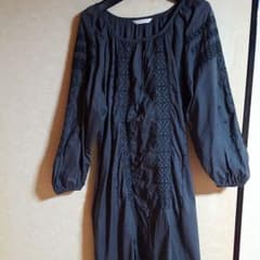 Lugnoncure刺繍ワンピースのサムネイル