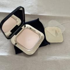 クレドポー プードルコンパクト エサンシエル n - メルカリ