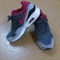 NIKE AIRMAXのサムネイル