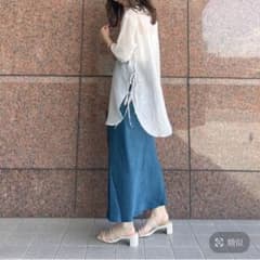 サテンフレアスカートのサムネイル