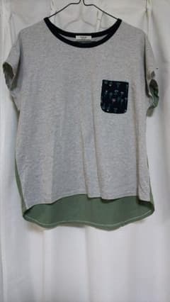 POU DOU DOU グレー Tシャツのサムネイル