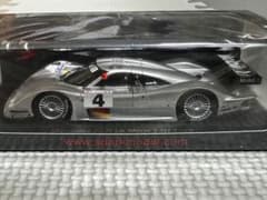 1/43 スパーク ルマン 1999 CLR メルセデス 1/43 Spark メルセデス ミニカー S0994 No.4 1999 ルマン CLR ミニカー