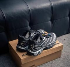 サロモン XT-6 GORE-TEX スニーカー