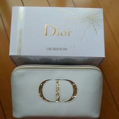 Diorクリスマスコフレ ポーチのサムネイル