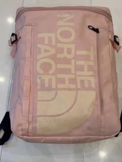 み*ん様 THE NORTH FACE ピンク　リュックのサムネイル