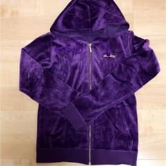 adidasのサムネイル