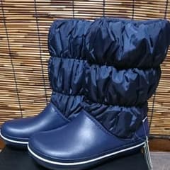 クロックス ウィンターパフブーツ 22㎝のサムネイル