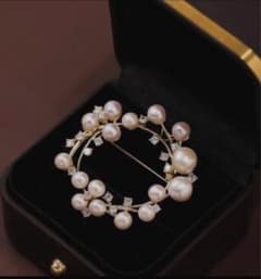 ブローチ パール 入学式 卒業式 フォーマル 結婚式 上品 ゴールドのサムネイル