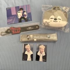 StrayKids スキズ ウルフチャンバンチャン　カトラリーセット等のサムネイル