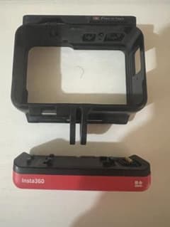 Insta 360 one r バッテリーのサムネイル