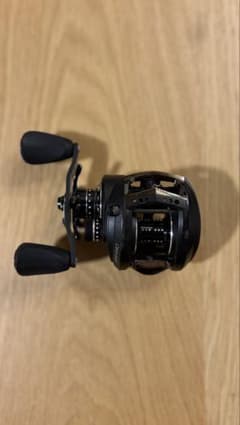 Abu Garcia Revo MGX-SHS-L 7:9:1 - メルカリ