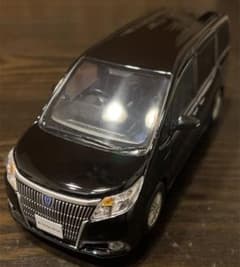 トヨタ ミニカー エスクァイア ハイブリッド カラー サンプル　黒のサムネイル