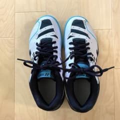 YONEX バドミントンシューズ 24.5㎝のサムネイル