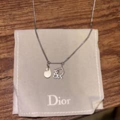 Christian Dior ロゴ ネックレス シルバーのサムネイル