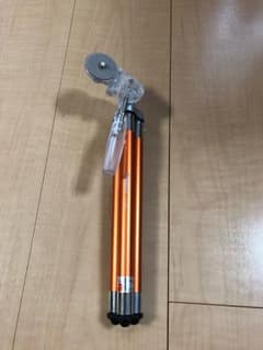 折りたたみ式 三脚のサムネイル