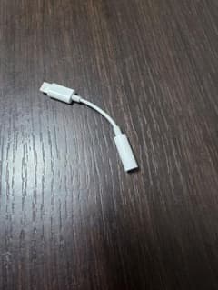 Apple Lightning- 3.5mm ヘッドフォンジャックアダプタ 本体のサムネイル