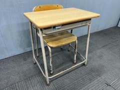 439◇格安配送地域あり◇コクヨ製◇学童机・椅子1組(JIS規格4号)学校