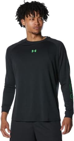 アンダーアーマー　ロンT