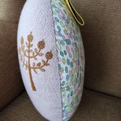 ミナペルホネン　石ころクッション　レア ミナペルホネン 石ころクッション レア - メルカリ