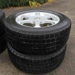 お早めに！スタッドレス225/60/16！のサムネイル