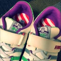 スニーカー バズ・ライトイヤー 21㎝ k-swiss 値下中のサムネイル