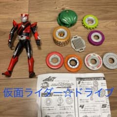 お値下げしました‼️仮面ライダー☆ドライブ　タイヤセットのサムネイル