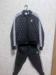 adidas originalsキルティングセットアップのサムネイル