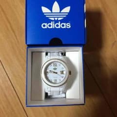 adidas時計のサムネイル