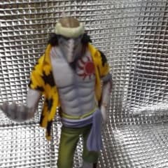 ワンピースフィギュアのサムネイル