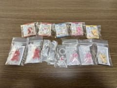 のんたん ガチャガチャセット めじるしアクセサリーのサムネイル