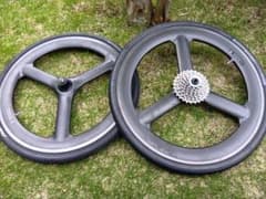 k*n様 カーボン製三本スポークホイール　20インチ カーボン製三本スポークホイール 20インチ - メルカリ