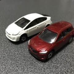 トミカ  プリウス&マツダCX5のサムネイル