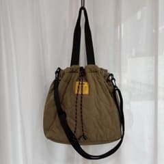 Kiu キルティング 巾着 ショルダーバッグのサムネイル