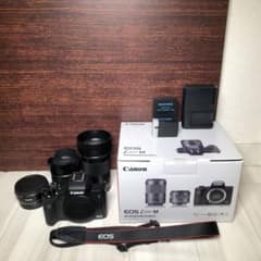 【値下げ中】Canon EOS KISS M Wズームキット BKのサムネイル