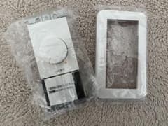 【値下げ】オーデリック LED専用調光器 位相制御方式 100V LC211のサムネイル
