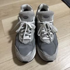 New Balance 2002RXJ グレー GORE-TEXのサムネイル